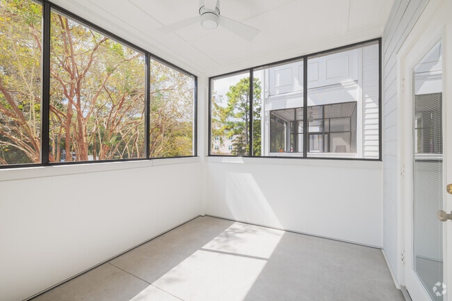 2BR, 2BA - 1,054SF - Porch - Retreat at Riverland