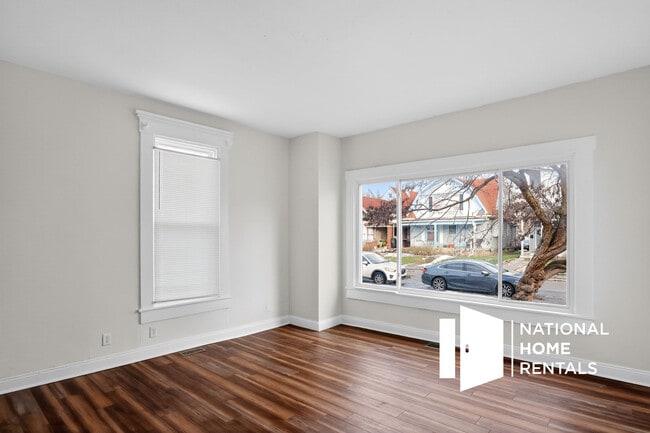 Building Photo - 1418 Olive St