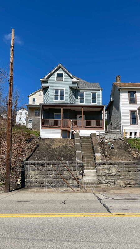 Building Photo - 424 W 7th Ave