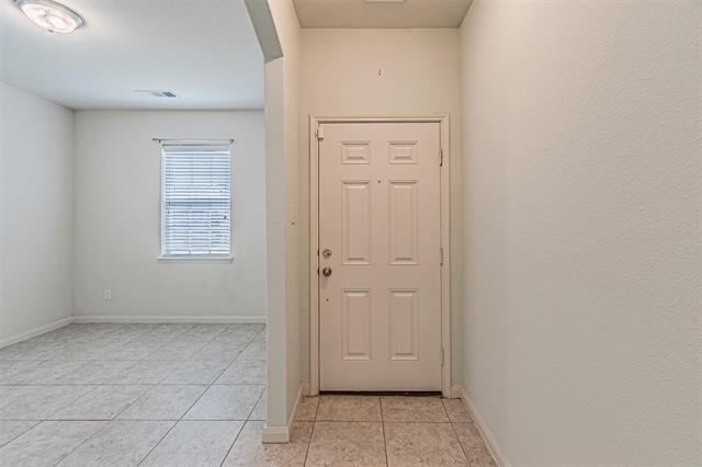 Building Photo - 323 Cedar Crk Dr
