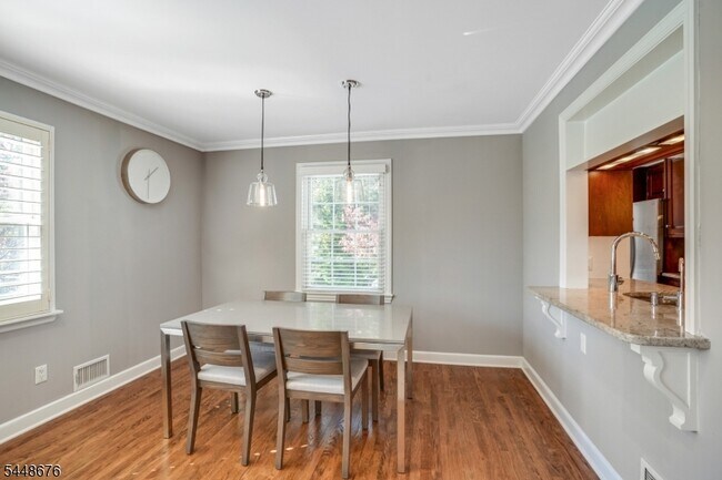 Building Photo - 256 Woodland Ave