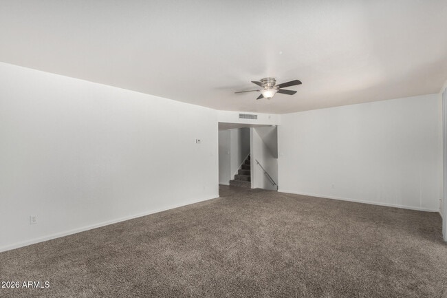 Building Photo - 3418 S Oak St