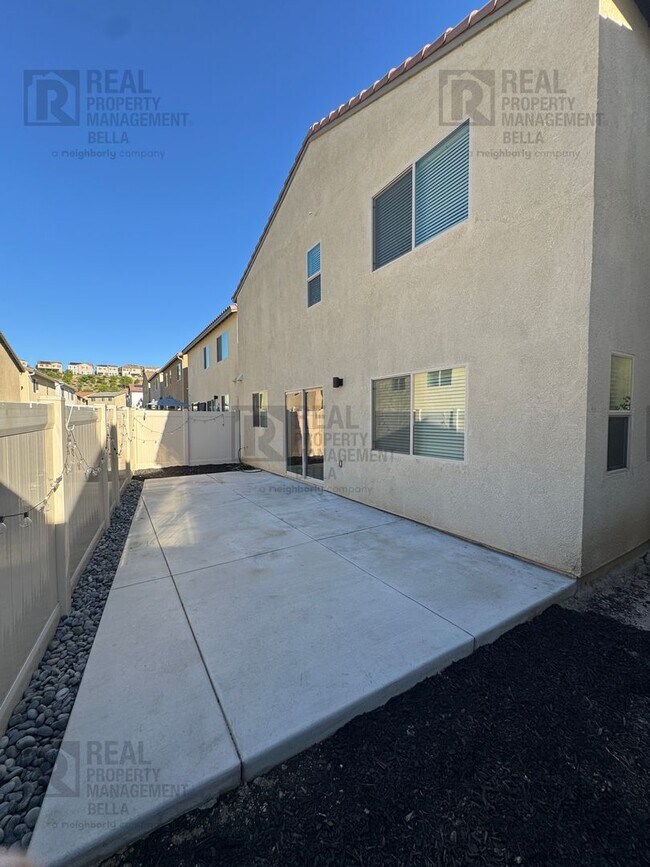 Building Photo - Gated Canyon Hills Gem – 3 Bedrooms, 2.5 B...