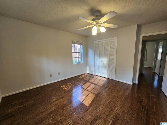 Building Photo - 3405 Sandner Ct