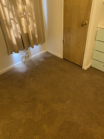 Bedroom 1 - 808 N Easy St