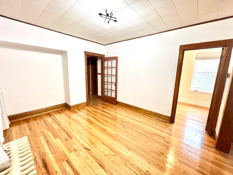 Building Photo - 5053 W Berenice Ave