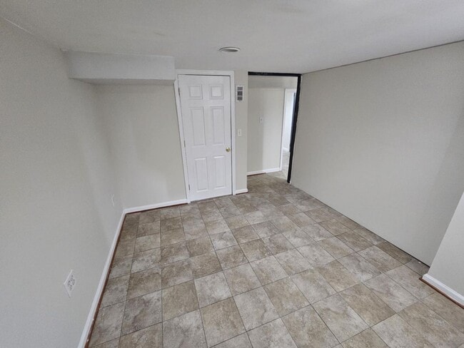 Building Photo - 4 Bedroom Single Home in Baltimore County