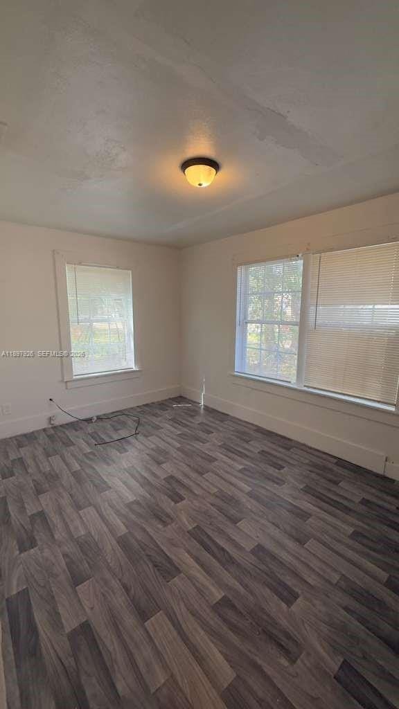 Building Photo - 2748 Broadway Ave