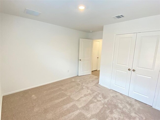 Building Photo - 1332 Aquilla Dr