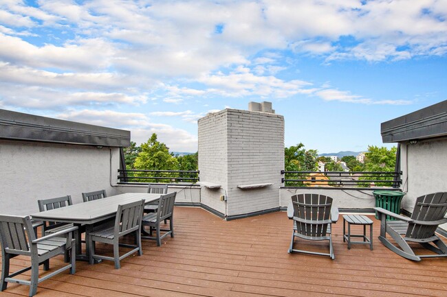 Building Photo - Beautiful 1 Bed, 1 Bath Condo in Speer!