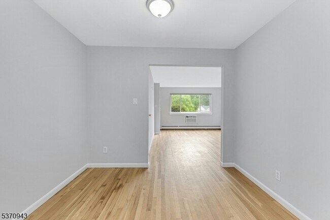 Building Photo - 47 Espy Rd