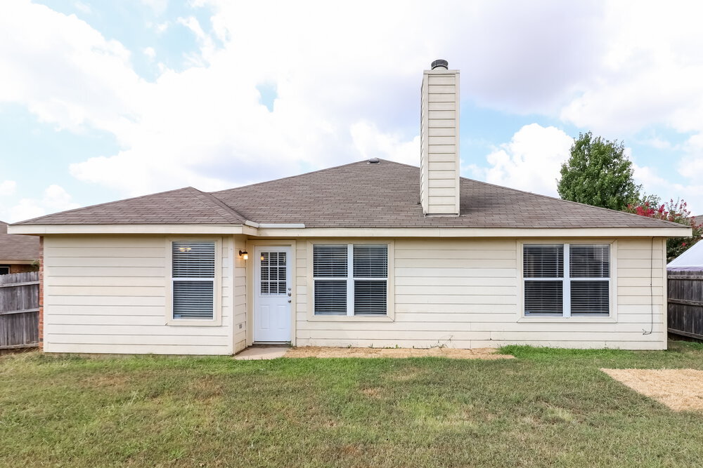 Building Photo - 816 Beaver Creek Dr