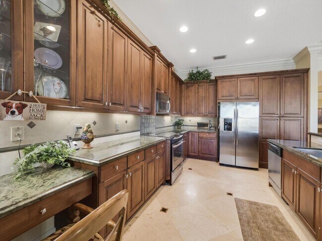 Building Photo - 8859 Hidden Acres Dr