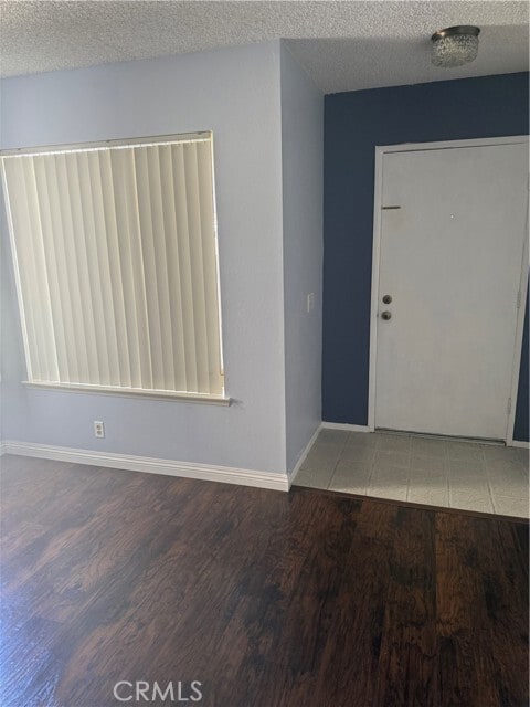 Building Photo - 9924 Del Rio Way