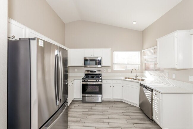 Building Photo - 601 Tobble Creek Ct