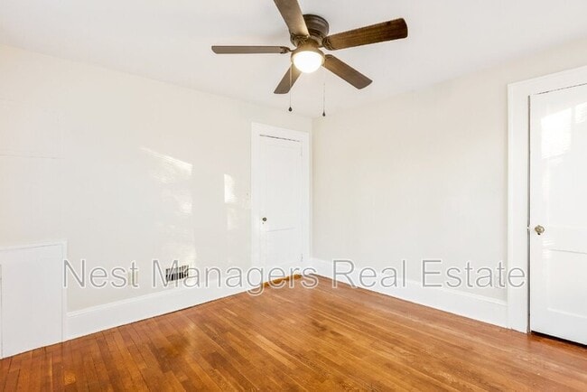 Building Photo - 115 Woodside Ave