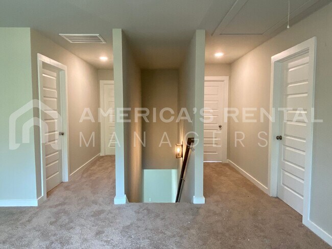 Building Photo - Home for Rent in Odenville, AL! View with ...