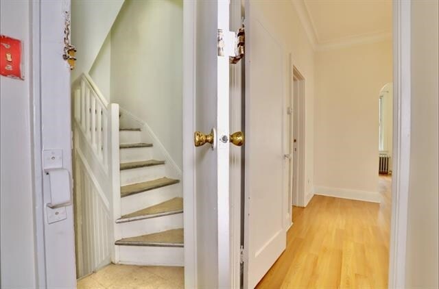 Building Photo - 166 St Pauls Ave