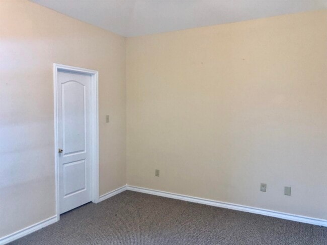 Building Photo - 4246 Dorel Dr
