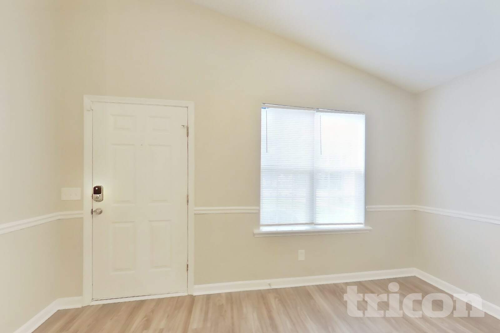Building Photo - 120 Huntwood Trail
