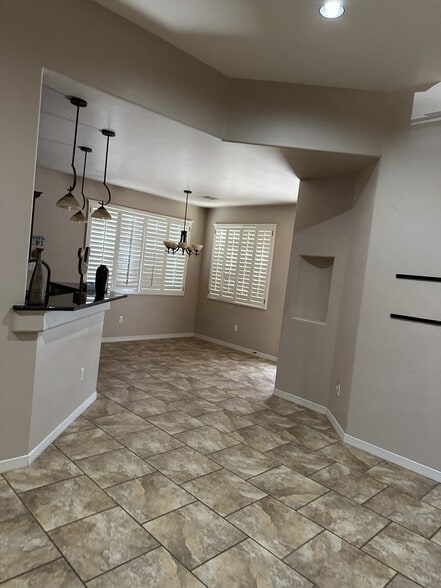 Building Photo - 7470 Sierra Linda Ct