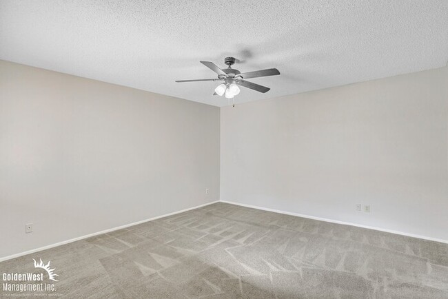 Building Photo - Stunning 2Bdm 2Ba Home in the Heart of Gle...