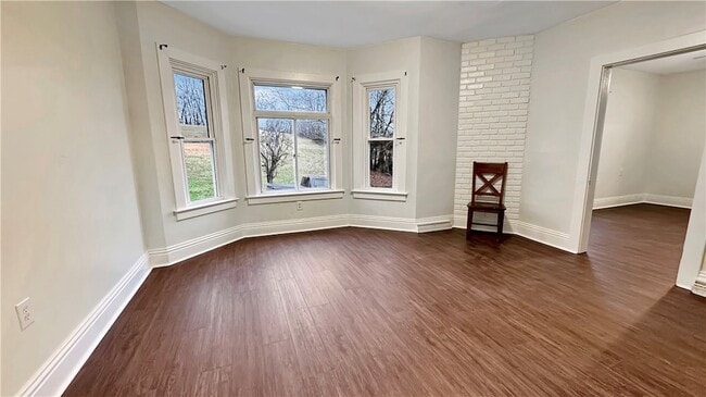 Building Photo - 170 Stone Quarry Rd