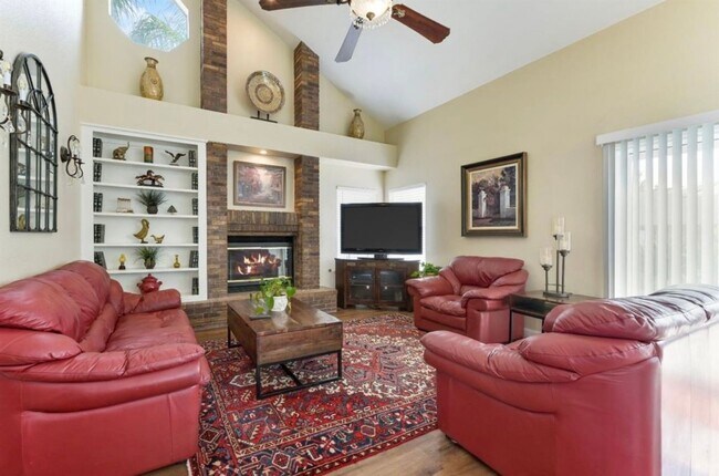 Building Photo - Beautiful Antelope Home with Private Pool | Available July 1st | $3,350/mo