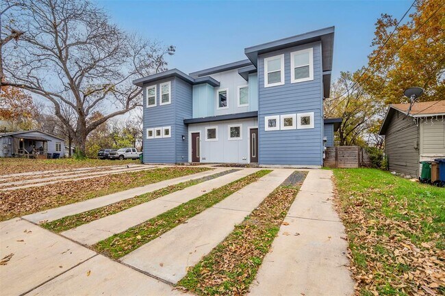 Building Photo - 6405 Chesterfield Ave
