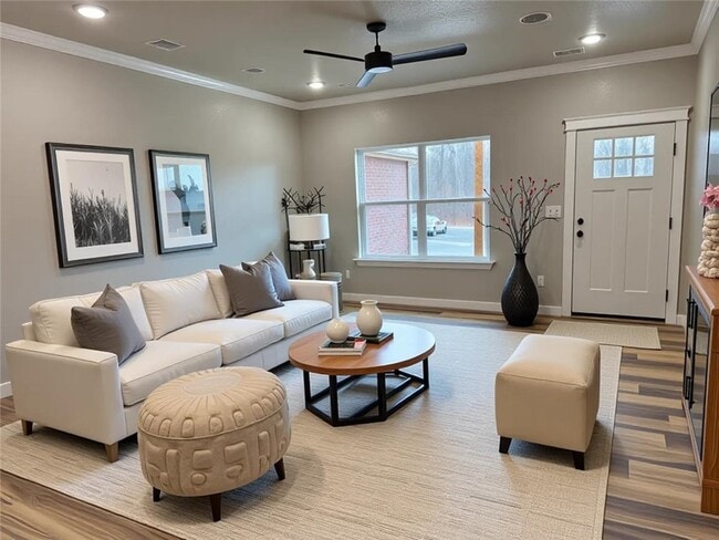 Building Photo - 4 Melrose Ln