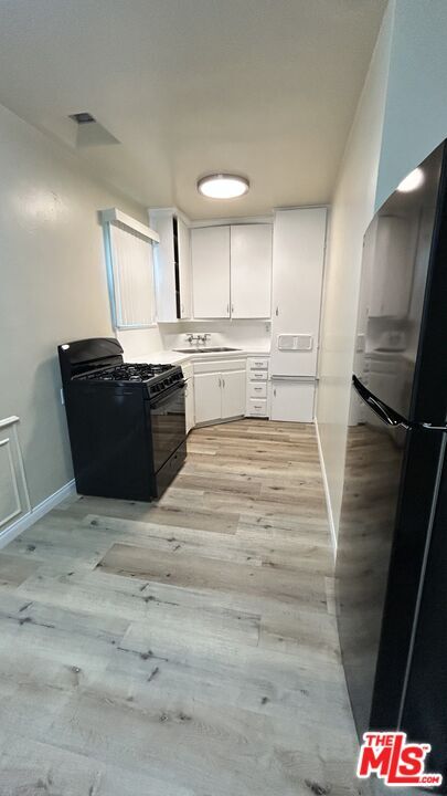 Building Photo - 626 E Fairview Blvd