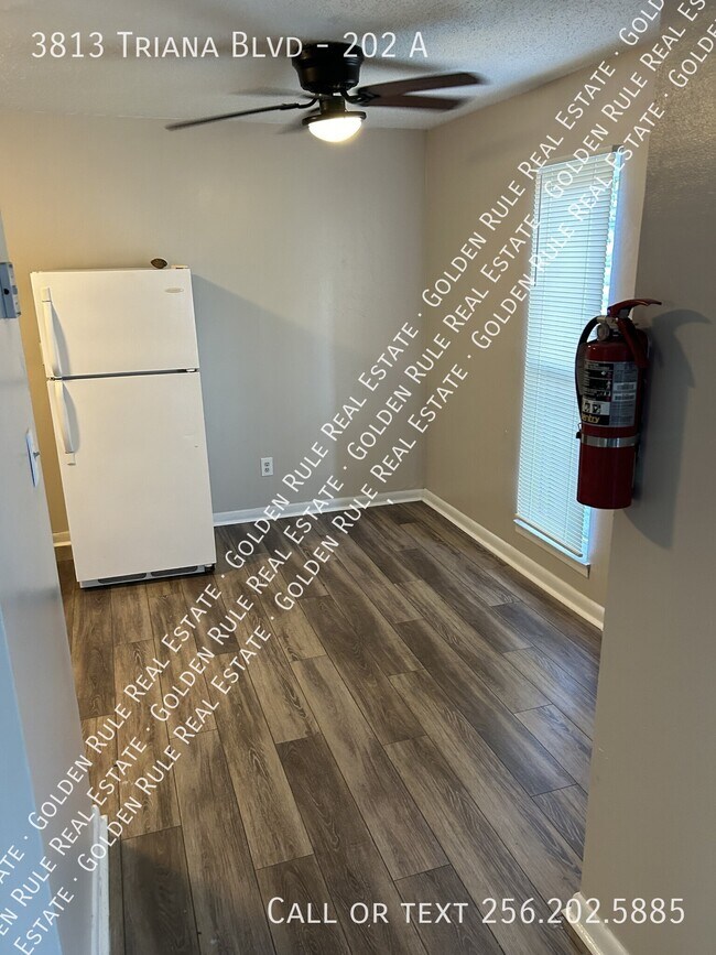 Building Photo - 3813 SW Triana Blvd