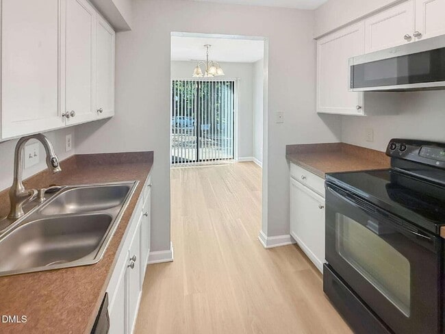 Building Photo - 1275 Teakwood Pl
