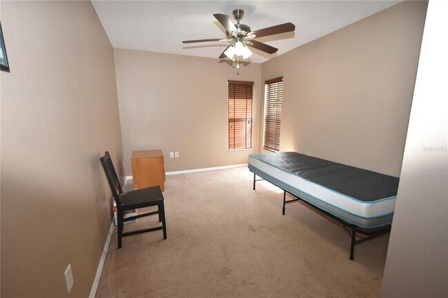 Building Photo - 10037 Colonnade Dr