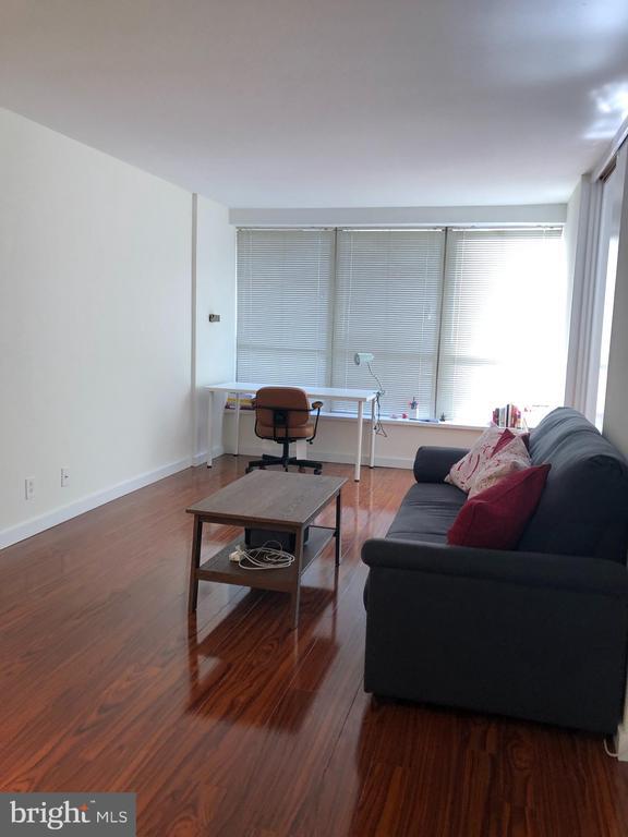 Building Photo - 224 W Rittenhouse Square