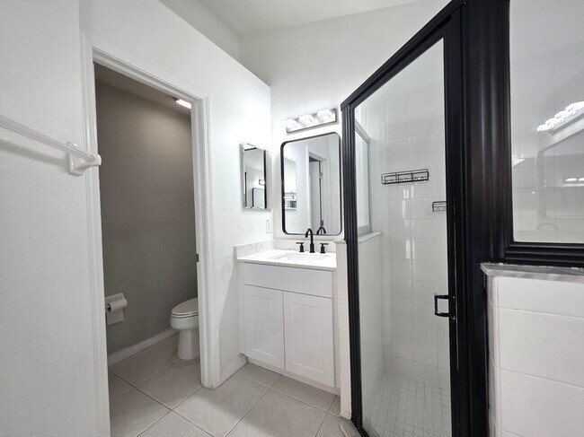 Building Photo - 3214 Prairie Iris Dr