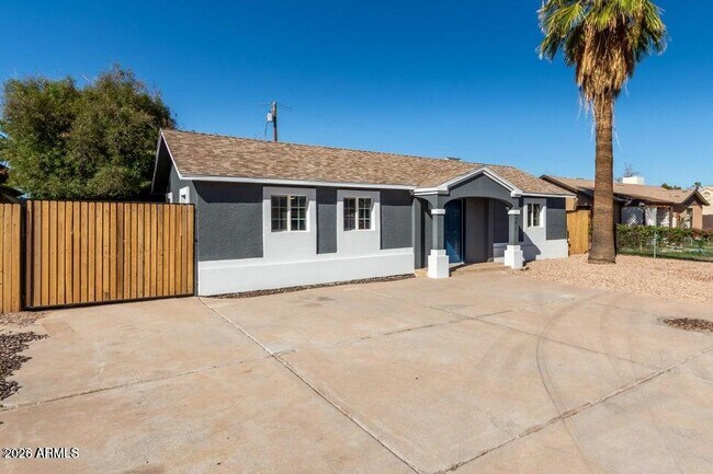 Building Photo - 240 N Monte Vista St