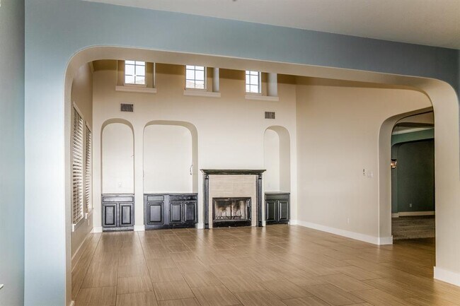 Building Photo - 3006 Covington Pl