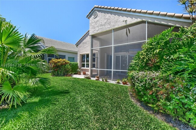 Building Photo - 11622 Creekside Dr
