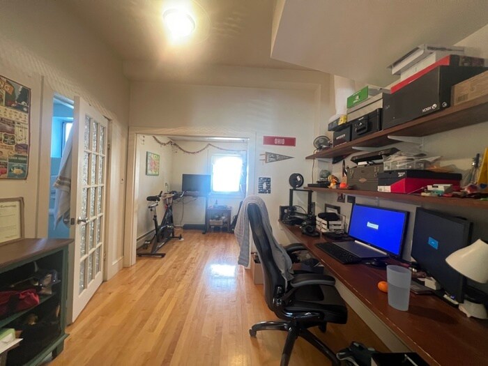 Building Photo - 27 Holton St