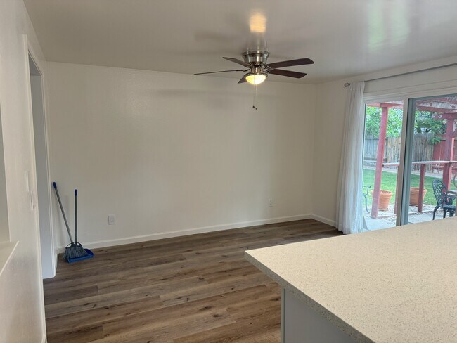 Building Photo - 2460 Brookside Way