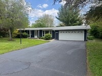 Building Photo - 6835 Paddock Ln