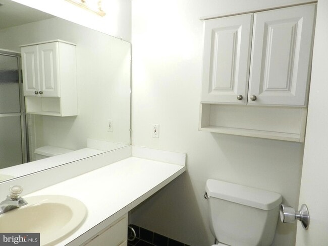 Building Photo - 2062 Royal Fern Ct
