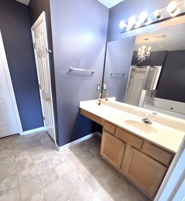 Building Photo - 2243 Dandridge Dr