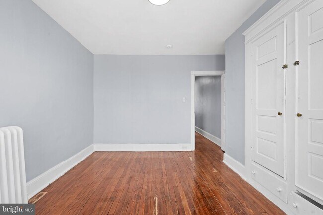 Building Photo - 819 S 56th St