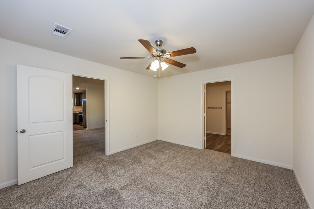 Building Photo - 1301 Redpine Dr