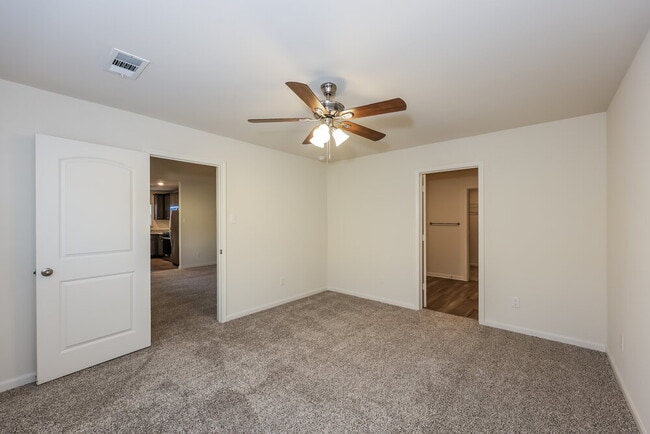 Building Photo - 1301 Redpine Dr