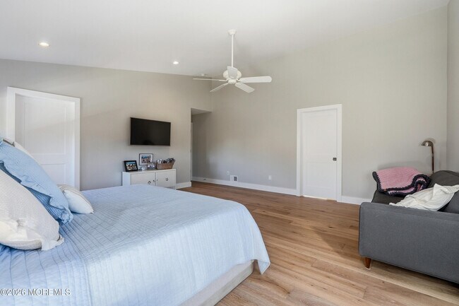 Building Photo - 8 Jackson Ct