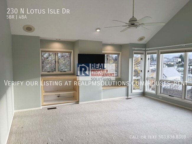 Building Photo - 230 N Lotus Isle Dr