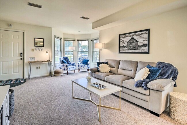 Building Photo - 9 Buford Ave